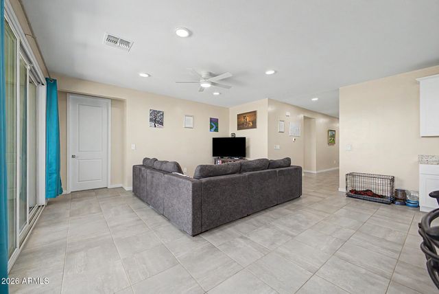 37013 W LA PAZ Street, Maricopa, AZ 85138