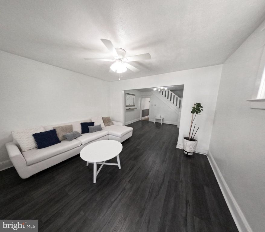 24 NEWKIRK AVE, Hamilton, NJ 08629 — photo 2
