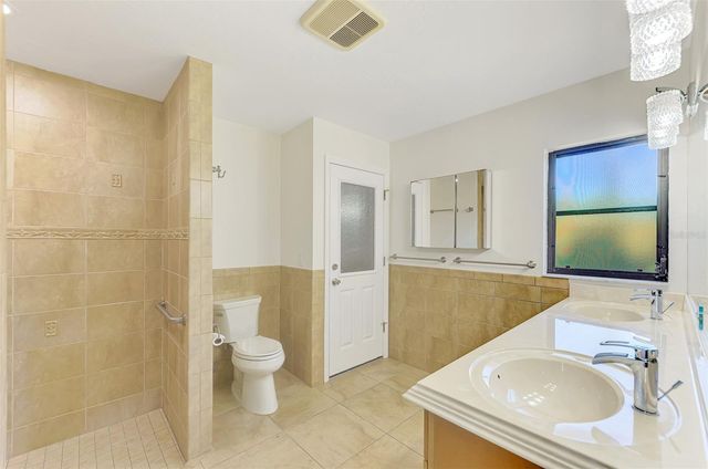 2340 PALMETTO STREET, Nokomis, FL 34275