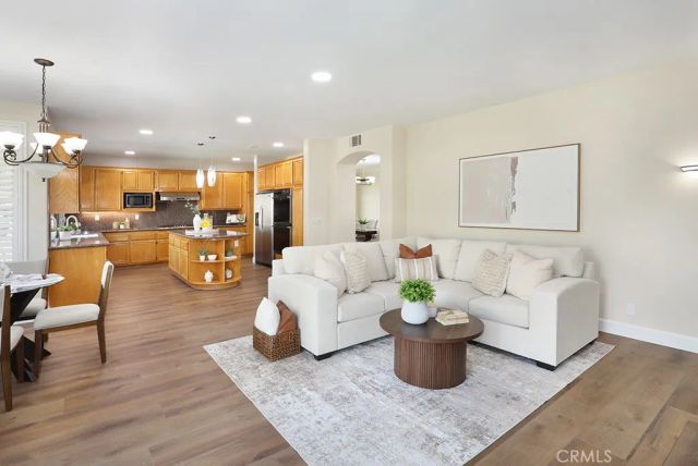 2231 NELSON, Tustin, CA 92782