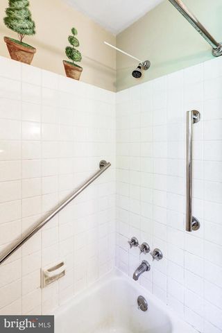 2707 KIMBERLY RD, Lancaster, PA 17603