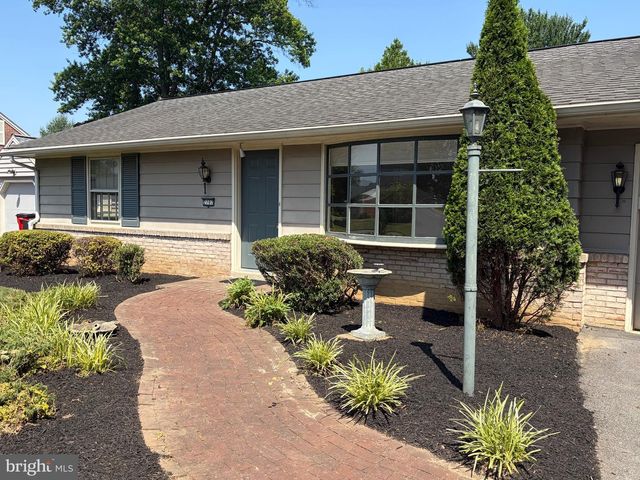 2707 KIMBERLY RD, Lancaster, PA 17603