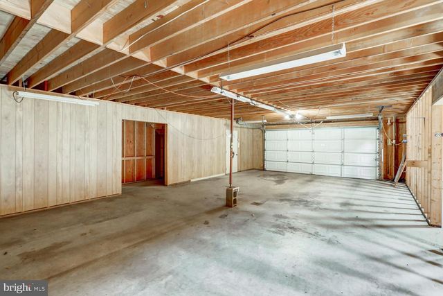 2707 KIMBERLY RD, Lancaster, PA 17603