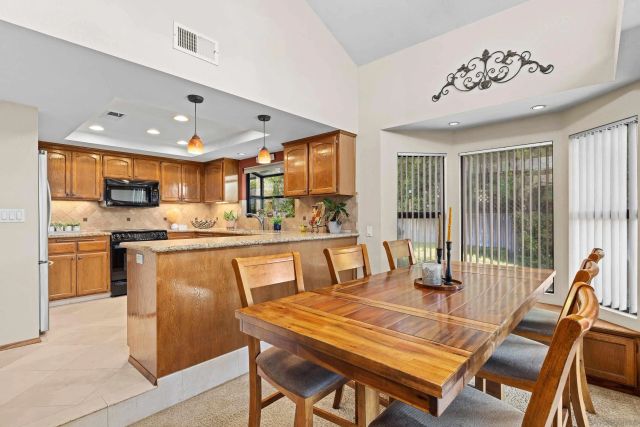 23549 Oriente Way, Ramona, CA 92065
