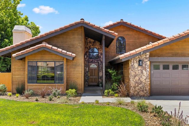 23549 Oriente Way, Ramona, CA 92065