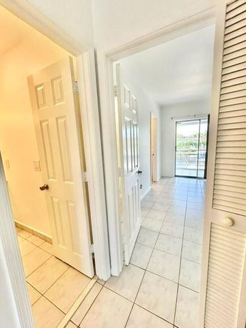 1004 Pine Drive 204, Pompano Beach, FL 33060