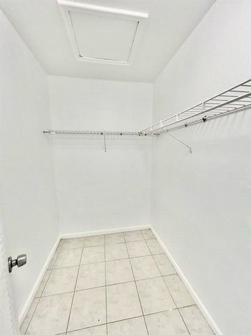 1004 Pine Drive 204, Pompano Beach, FL 33060