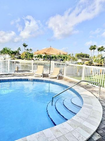 1004 Pine Drive 204, Pompano Beach, FL 33060