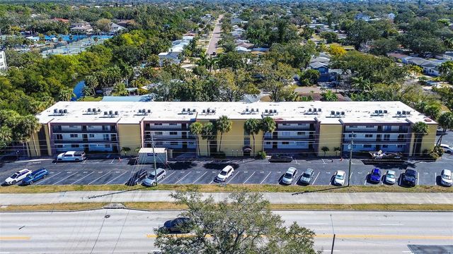 4435 1ST STREET NE 111, St Petersburg, FL 33703
