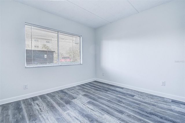 4435 1ST STREET NE 111, St Petersburg, FL 33703