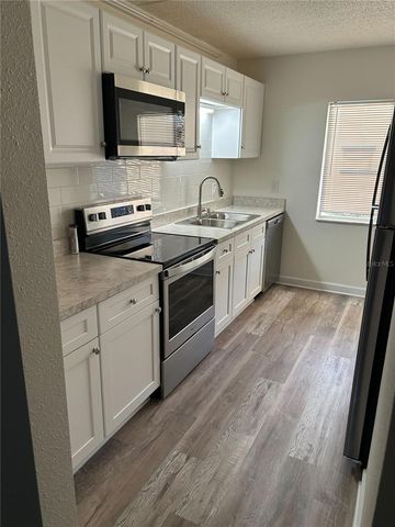 4435 1ST STREET NE 111, St Petersburg, FL 33703