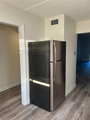 4435 1ST STREET NE 111, St Petersburg, FL 33703