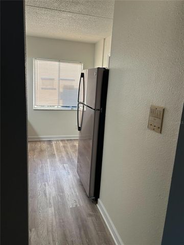 4435 1ST STREET NE 111, St Petersburg, FL 33703