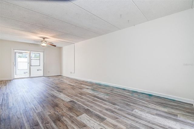 4435 1ST STREET NE 111, St Petersburg, FL 33703