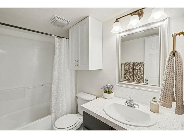 2282 Birdie Dr, Milliken, CO 80543