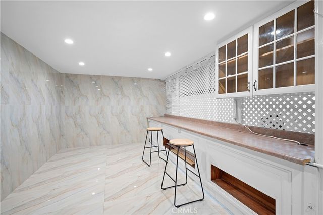 7800 Via Genova, Burbank, CA 91504