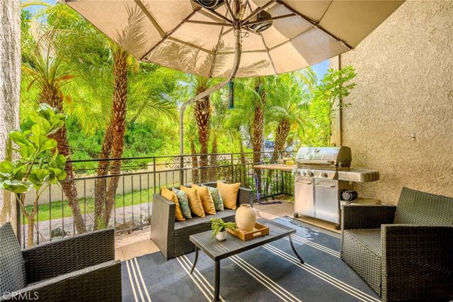 7800 Via Genova, Burbank, CA 91504