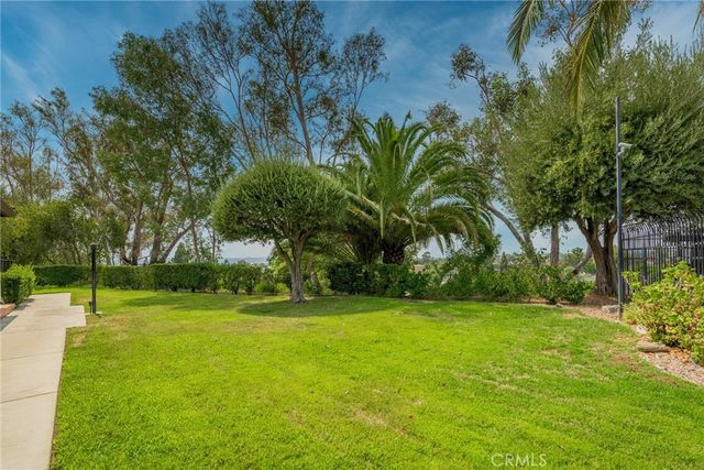 7800 Via Genova, Burbank, CA 91504