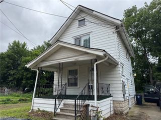 582 Robinette Court, Akron, OH 44310