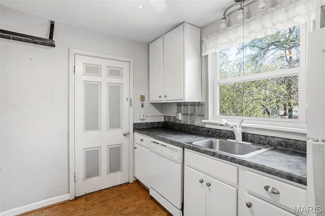 634 Warrenton Drive, St Louis, MO 63122