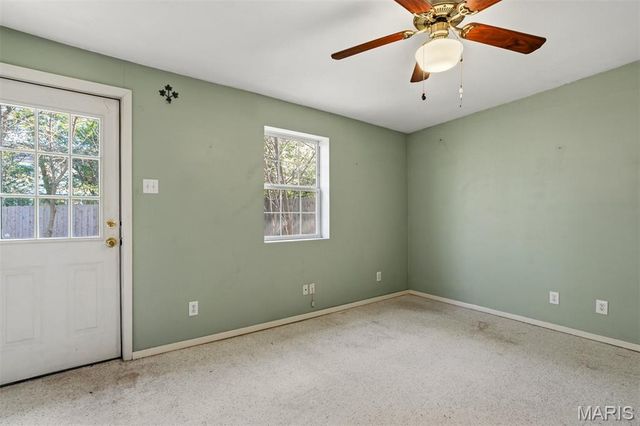 634 Warrenton Drive, St Louis, MO 63122