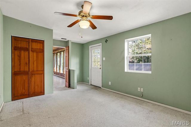 634 Warrenton Drive, St Louis, MO 63122