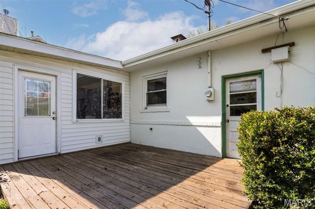 634 Warrenton Drive, St Louis, MO 63122