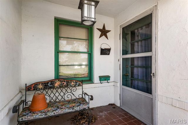 634 Warrenton Drive, St Louis, MO 63122