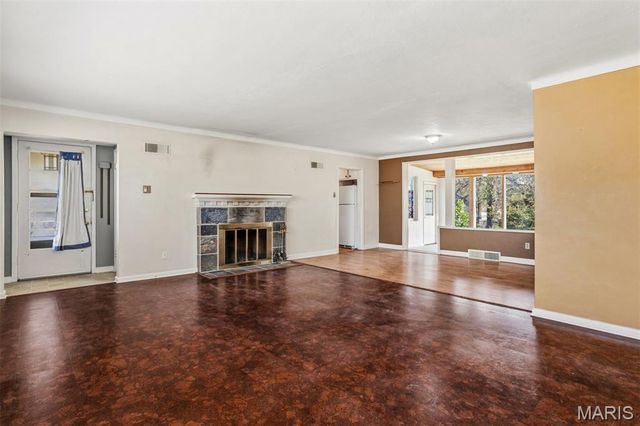 634 Warrenton Drive, St Louis, MO 63122