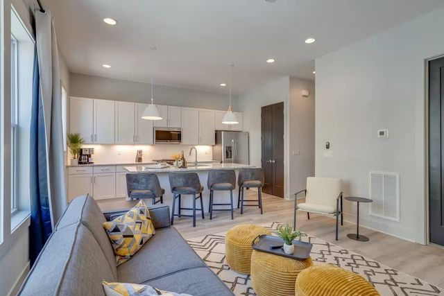 1120 Harmony Way, Nashville, TN 37207