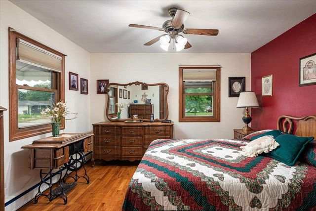 1003 Elm STREET S, La Crescent, MN 55947