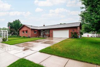 1003 Elm STREET S, La Crescent, MN 55947