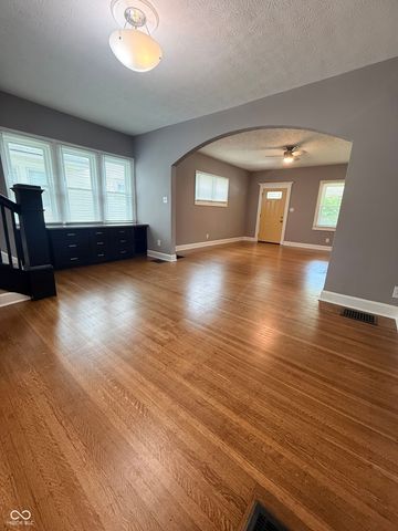 3359 N College Avenue, Indianapolis, IN 46205