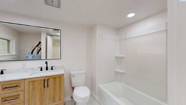 715 NW Ritchie, Pullman, WA 99163