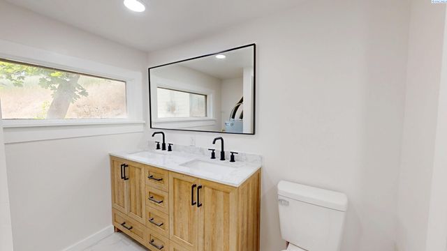 715 NW Ritchie, Pullman, WA 99163