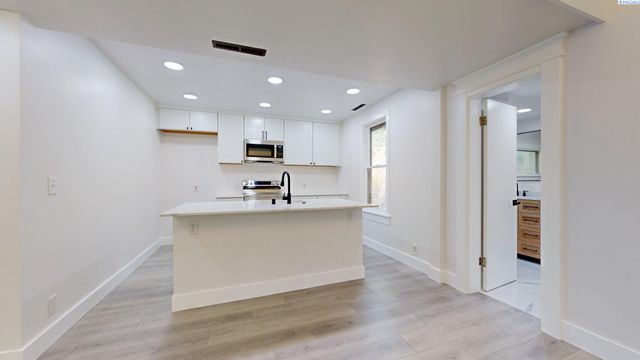 715 NW Ritchie, Pullman, WA 99163