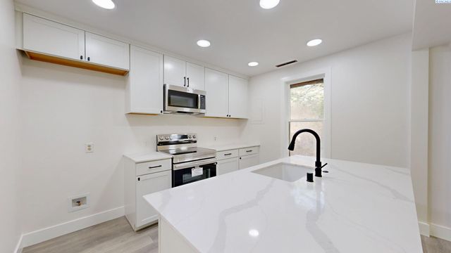 715 NW Ritchie, Pullman, WA 99163