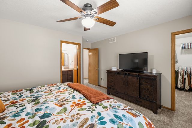 2501 SW 35th Street, Ankeny, IA 50023