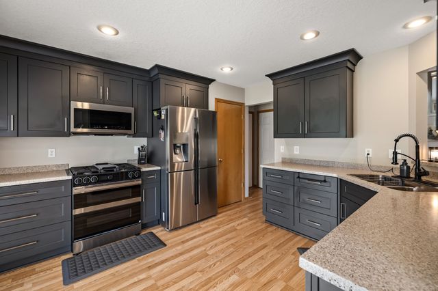 2501 SW 35th Street, Ankeny, IA 50023