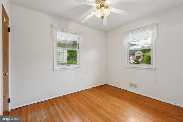 7302 POWHATAN ST, Lanham, MD 20706