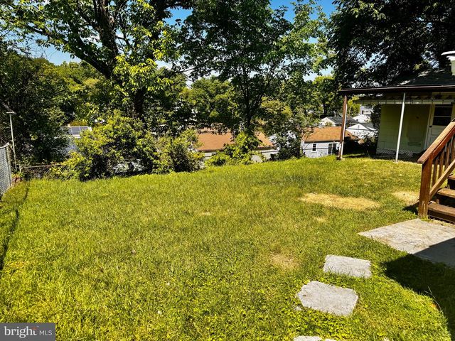 7302 POWHATAN ST, Lanham, MD 20706