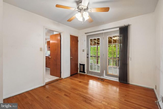 7302 POWHATAN ST, Lanham, MD 20706