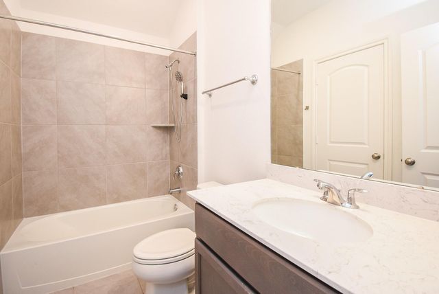 9406 Water Breeze Court, Missouri City, TX 77459