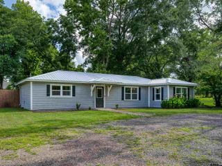501 S Railroad, Troup, TX 75789