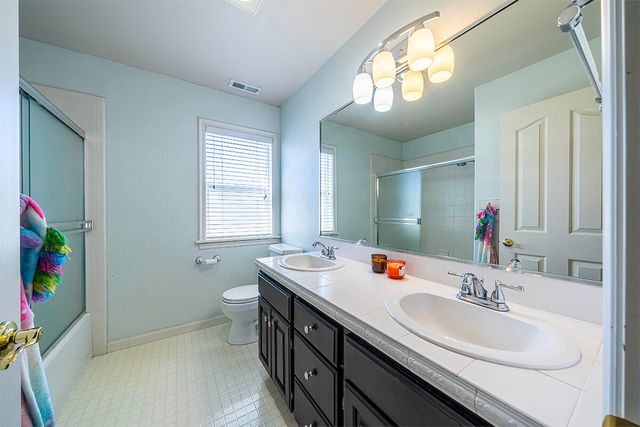 2840 Wilkshire Drive, Medford, OR 97504