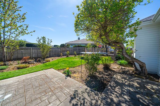 2840 Wilkshire Drive, Medford, OR 97504