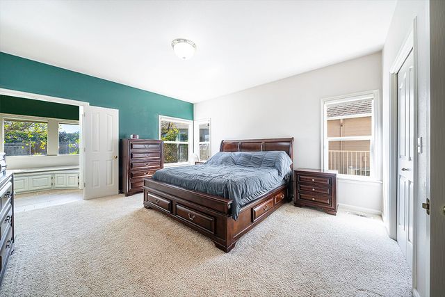 2840 Wilkshire Drive, Medford, OR 97504