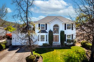 2840 Wilkshire Drive, Medford, OR 97504