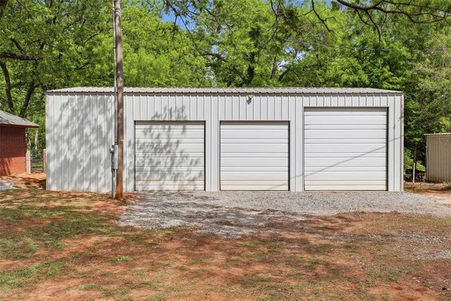 18648 Horse Avenue, Purcell, OK 73080