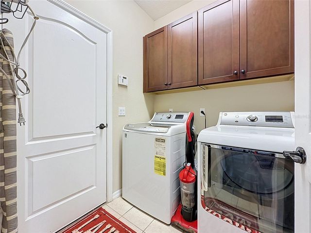 255 SILVER MAPLE ROAD, Groveland, FL 34736